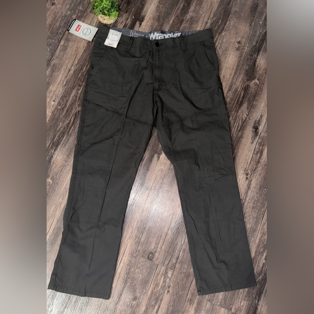 Wrangler Cargo Pants for Men